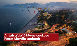 Antalya'da 19 Mayıs coşkusu Fener Alayı ile taçlandı