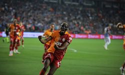 Antalyaspor-Galatasaray maçındaki Oshmine bilmecesi! Bilerek mi kart gördü?