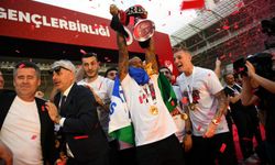 Gençlerbirliği Süper Lig’e kupayla döndü