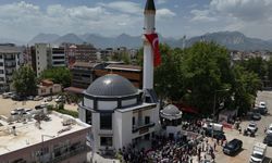 Döşemealtı'nda Gurbet Göncü Camii hizmete açıldı