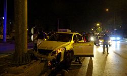 Antalya'daki feci kazada arka koltuktaki yolcu hayatını kaybetti!