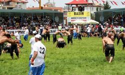 Türkiye Yağlı Güreş Ligi Manavgat’ta başladı! 2 bin pehlivan er meydanında…