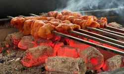Mangal yaparken etlere dikkat: Etleri kömüre, sağlığınızı riske atmayın