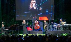 Melody Gardot Antalya’da caz rüzgarı estirdi