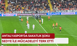 Antalyaspor’da sakatlık şoku: Sedye ile mücadeleyi terk etti
