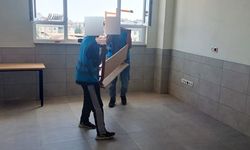 Antalya'da hükümlüler okul çalışmasına destek verdi