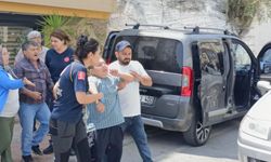 Antalya'da yaralı çocuk ambulansa binmemek için ortalığı birbirine kattı