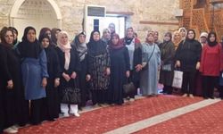 Antalya Müftülüğü organize etti, binlerce çocuk tarihi Kaleiçi’nin gezdi