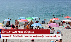 Konyaaltı Sahili’nde bayram yoğunluğu devam ediyor! İğne atsan yere düşmez