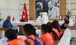 Miniklerden Mesut Kocagöz’e merak dolu sorular