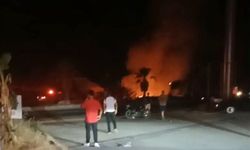 Gazipaşa'da trafoda çıkan yangın resmen geceyi aydınlattı!