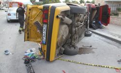 Ehliyetsiz sürücü yolu savaş alanına çevirdi: 6 araç hasar gördü