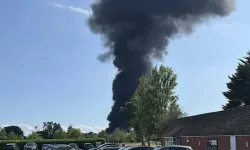 Londra'da havalanan yolcu uçağı saniyeler içinde düştü!
