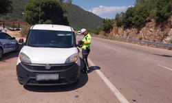 Antalya'da trafik denetimi: Bir haftada 18 binden fazla araç ve sürücüye ceza