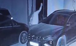 Isparta’da sitede yaşayan şahıs komşularının araçlarının camlarını kırdı