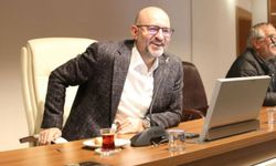 Rektörlüğünü yaptığı üniversitenin öğrencisi oldu!
