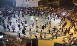 Teke yöresinin başkentinde Zeybek şöleni: Dans ve ritim bir arada