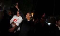 Özgür Özel, Zafer Yolu'ndan Kocatepe'ye yürüdü