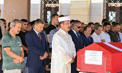Eski Antalya Vali Yardımcısı Ekmekçi, son yolculuğuna uğurlandı
