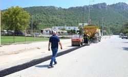 Antalya’nın gözde turizm merkezi Kemer’de altyapı çalışmaları sürüyor