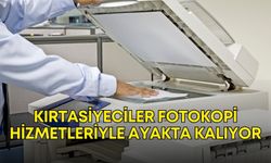 Antalya'da kırtasiyeciler fotokopi hizmetleriyle ayakta kalıyor