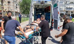 Kumluca'da otomobil ile motosiklet çarpıştı
