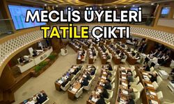 Antalya’da meclis üyeleri tatile çıktı