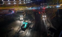 Muğla'da asfalt çalışması gece gündüz sürüyor