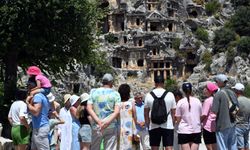 Antalya’dan tarihi turizm rekoru