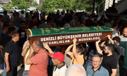 Denizli'de borç batağındaki polis ailesini katletti: 4 can toprağa verildi