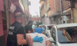 Adana’da ucuz uyuşturucu almak için altınlarını bozdurdu