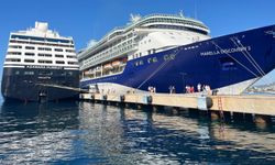 Yunanistan'dan Bodrum’a binlerce turist akın etti!