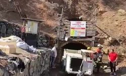 Denizli'de acı olay! Göçük altında kalan 2 işçi saatlerdir kurtarılmayı bekliyor