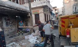 4 mahalleden 20 kamyon atık toplandı
