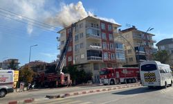 Çatıdaki tadilat yangına neden oldu! Burdur İtfaiyesi yetişti