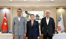 Başkanvekili Büşra Özdemir'e ziyaret sürüyor