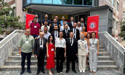 Antalya Eczacı Odası’nda Mustafa Çelebi güven tazeledi