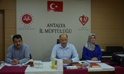 Antalya’da 190 öğrenci hafızlık belgesi alabilmek için ter döktü