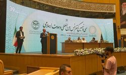 SP Antalya Milletvekili Şerafettin Kılıç Tahran’da konferansa katıldı