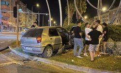 Gazipaşa'da kavşakta kaza: 2 yaralı