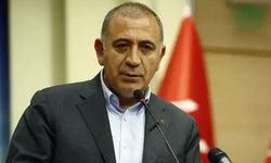 Kayyum Gürsel Tekin'den çelenk töreni!