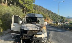 Havalimanı'na giderken canlarından oluyorlardı!