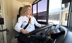 "Ojemi de sürerim, yolcu da taşırım" dedi direksiyonun başına geçti