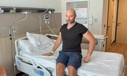 Yunan Adası Kos'tan sedyede getirilen İngiliz denizci, Bodrum'da şifa buldu