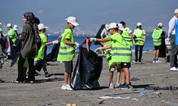 Mersin’de Dünya Temizlik Günü’nde sahiller çöplerden arındırıldı