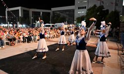 Muratpaşa'da kültürler buluştu! Yöreler Renkler Festivali coşkusu sürüyor