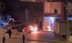 Burdur'da kaza yapan sürücü yanmaktan son anda kurtuldu