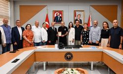 Antalya'da Türk dünyası derneklerinden Emniyet Müdürü Zaimoğlu'na ziyaret