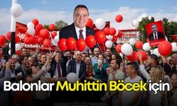 Balonlar Muhittin Böcek için gökyüzüne bırakıldı