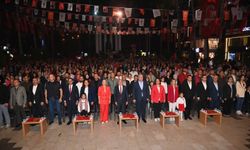 Kumluca’da 29 Ekim coşkusu